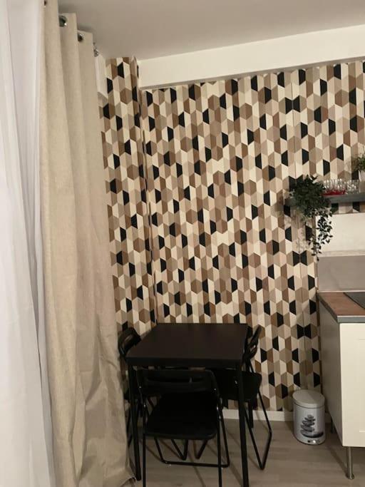 Modern Bastille Apartment Paris